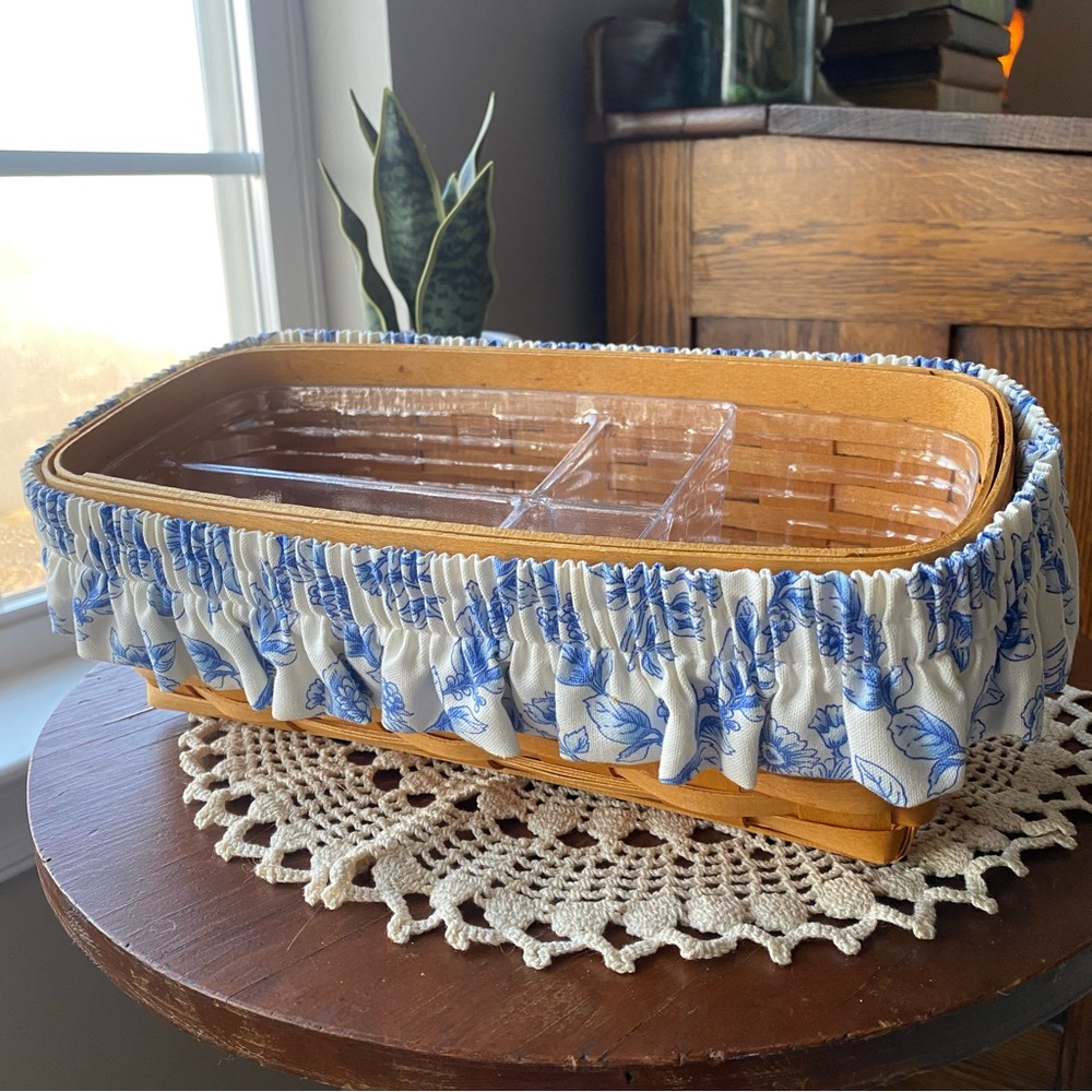 Longaberger 2002 Wicker Vanity Desk Basket w/Blue Floral Liner 2 Plastic Liners